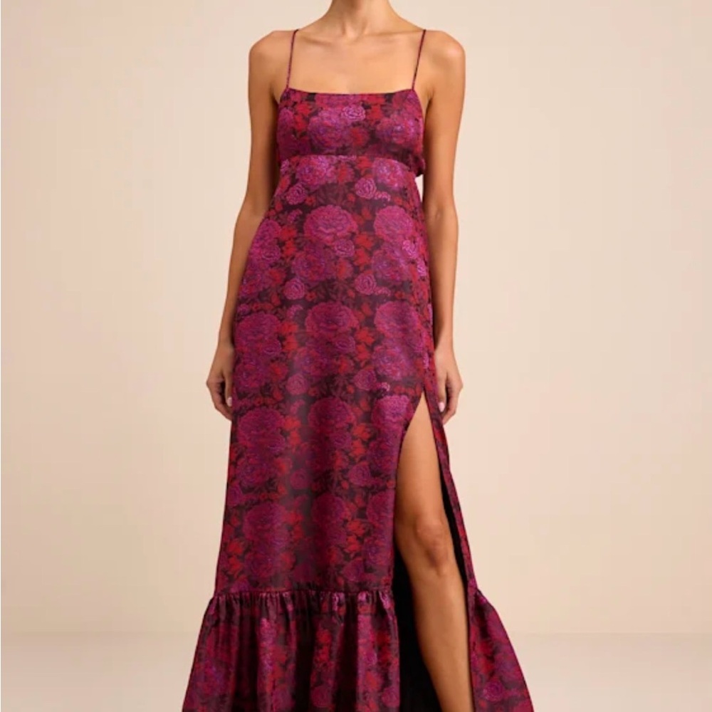 Lulu’s Jasiel Burgundy Jacquard Lace-Up Tiered Maxi Dress